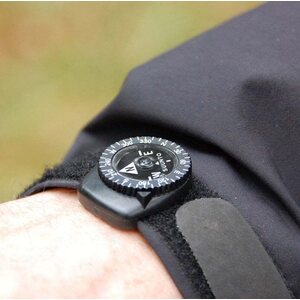 Suunto Tinder pouch: fire steel, flint and char cloth